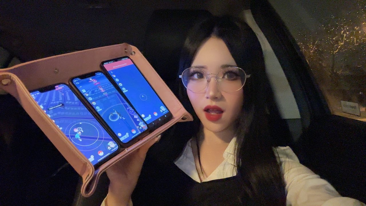 Pokemon Go Raid Hour with nerdy girl Whitney Supreme 🤓
