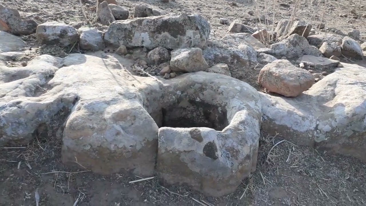 قلعة حشلاف الرومانية بدائرة وادي ليلي ولاية تيارت