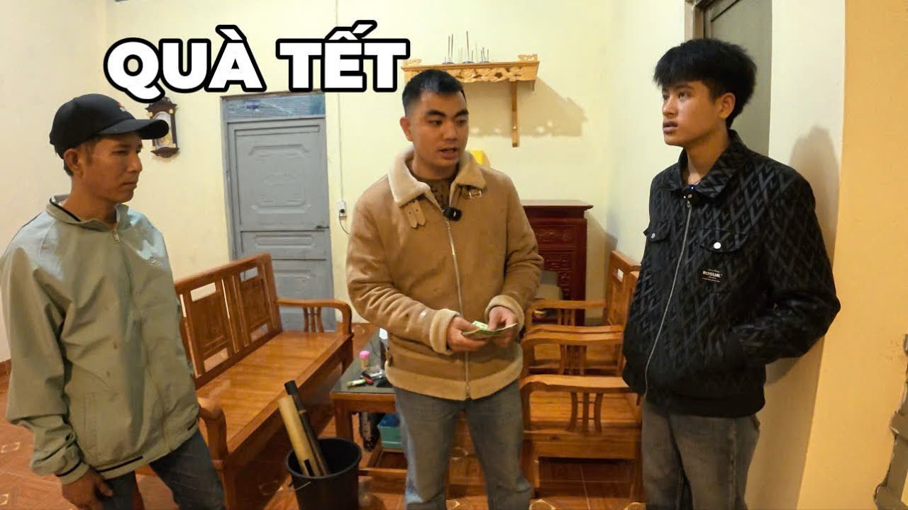 LÝ DO EM QUÂN KHÔNG RA ĐÁM CƯỚI MẸ ĐẺ TỪ TRUNG QUỐC VỀ??NHẬN QUÀ ĂN TẾT CÙnG BỐ Ở NHÀ MỚI
