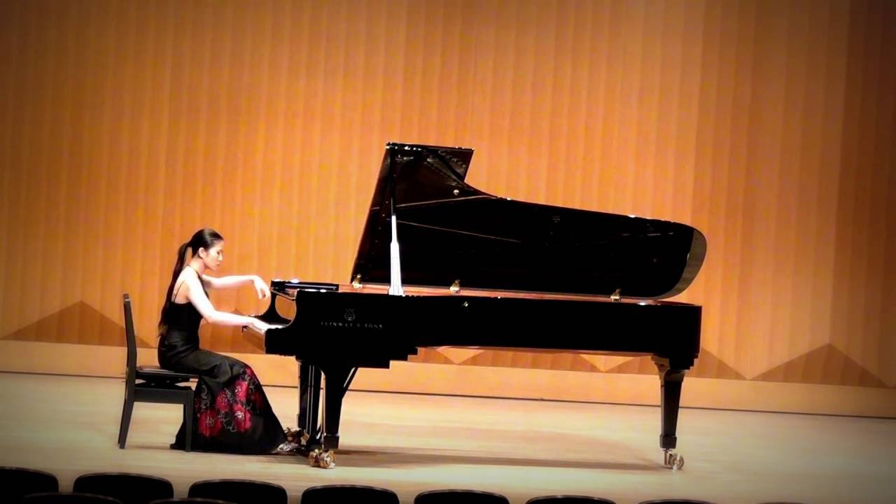 Ghost Waltz - Sonya Belousova / Eri