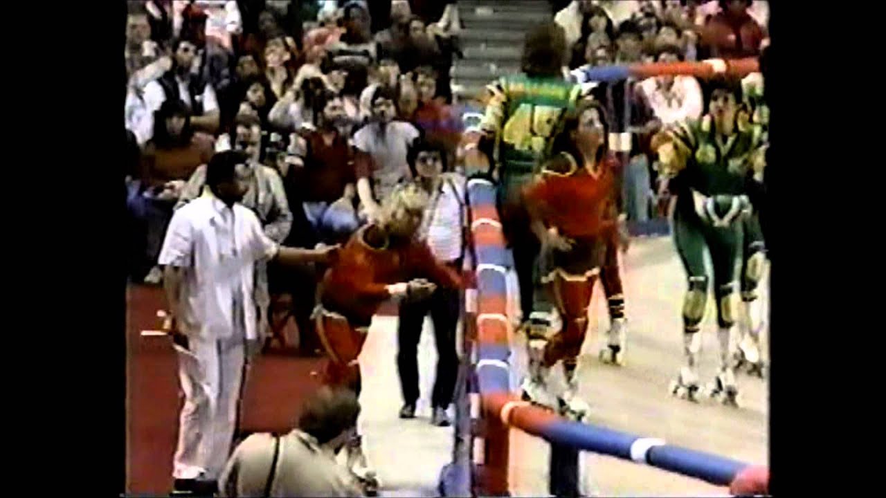 ROLLER DERBY EASTERN EXPRESS vs BAY BOMBERS MSG 10