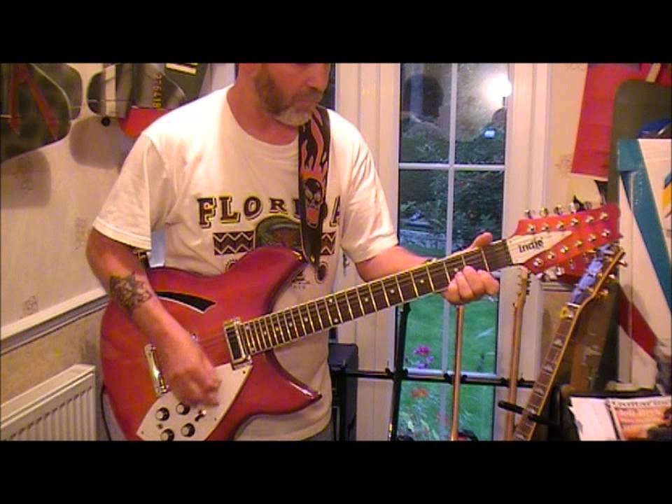 LIVING NEXT DOOR TO ALICE BY SMOKIE COVER