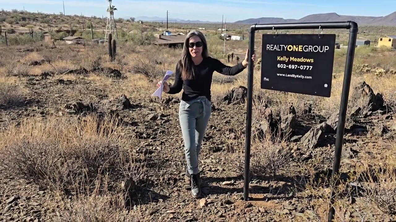Custom home lot in New River AZ. Near new TMSC Manufacturer. This area is HOT! MLS #6797186