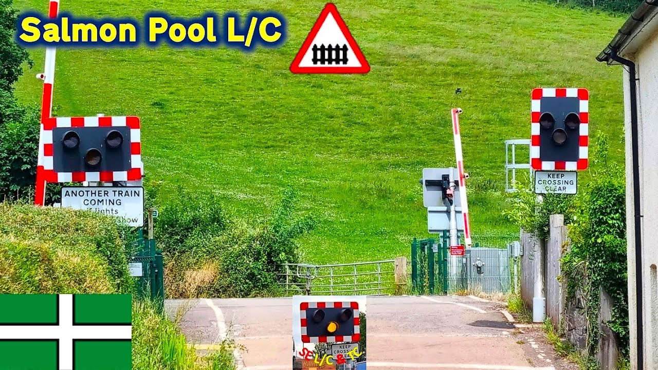 Salmon Pool Level Crossing, Devon