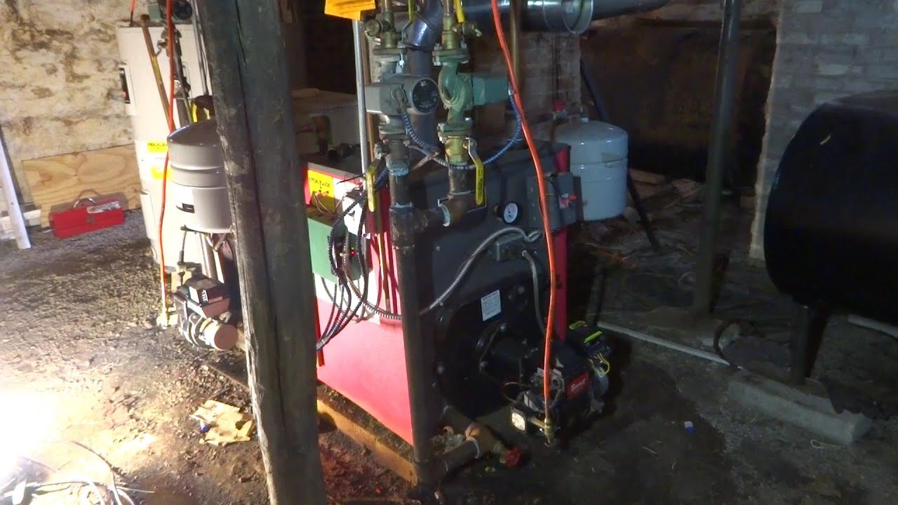 BAD BOILER PIPING LEAK NASTY AND CRUSTY