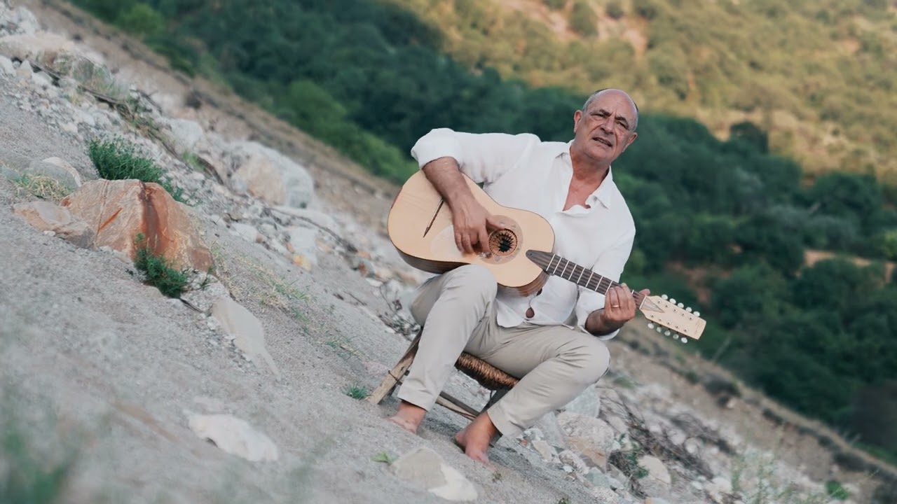 Mimmo Cavallaro - La simenza di la vita (Official Video)