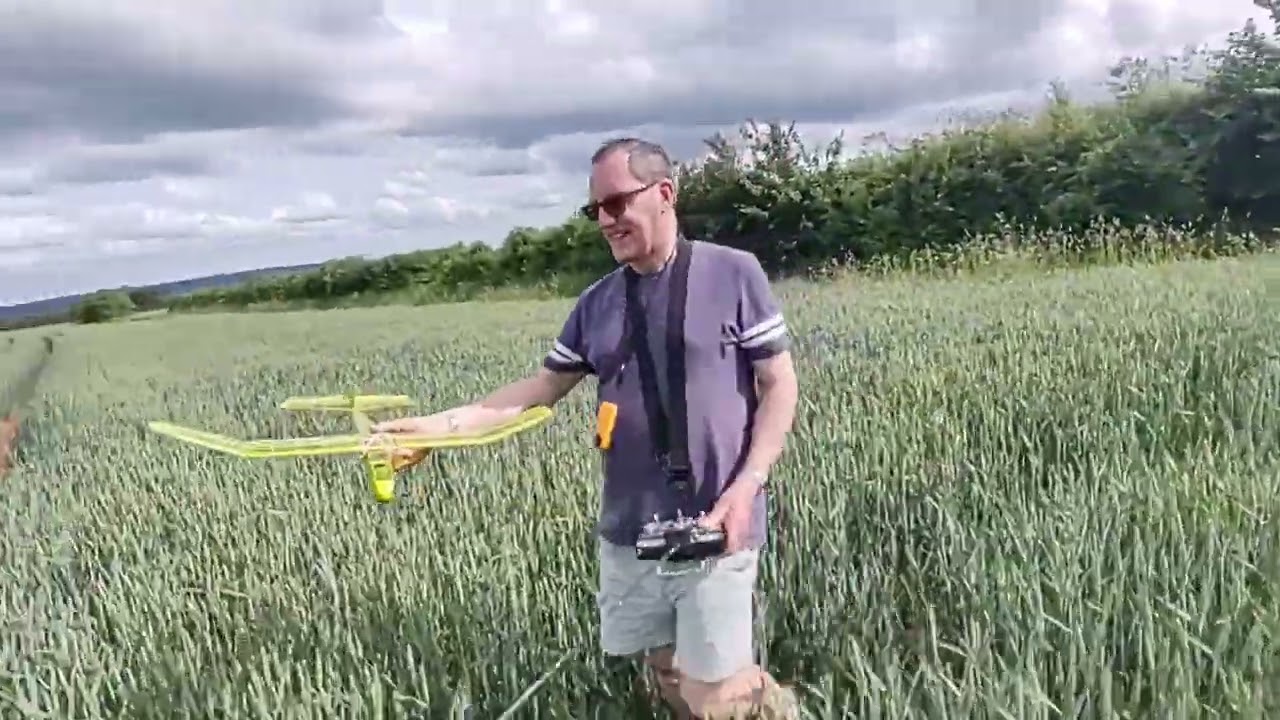 Keil Kraft Dolphin Glider with Radio Control - Part 8