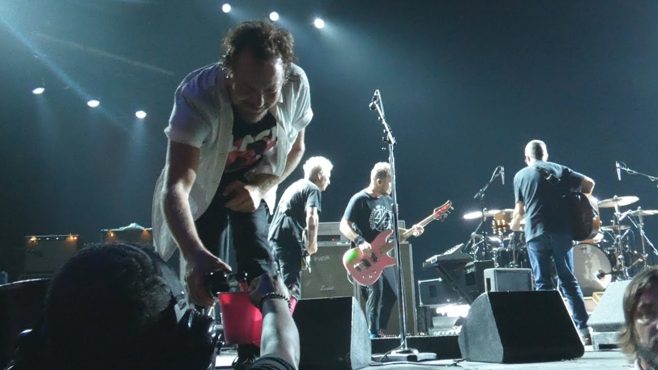 Pearl Jam 09-14-2022 Camden, NJ Full Show, FRONT ROW! Multi-cam High Def