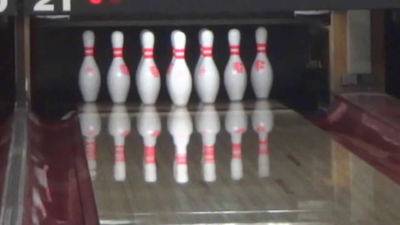 Close Up Bowling at Santa Fe Lanes Part 1/5: Warming up!