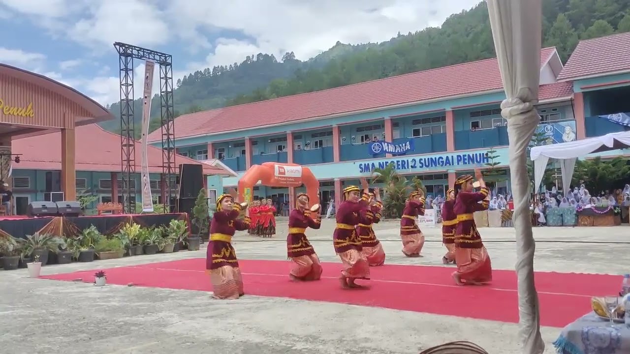 full video tari kreasi baru   tari massal SMAN 2 Sungai Penuh 0
