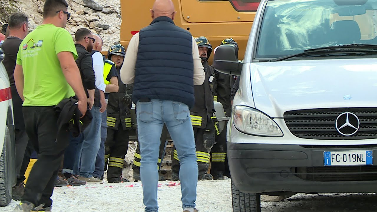 Precipita con il camion, muore cavatore 59enne