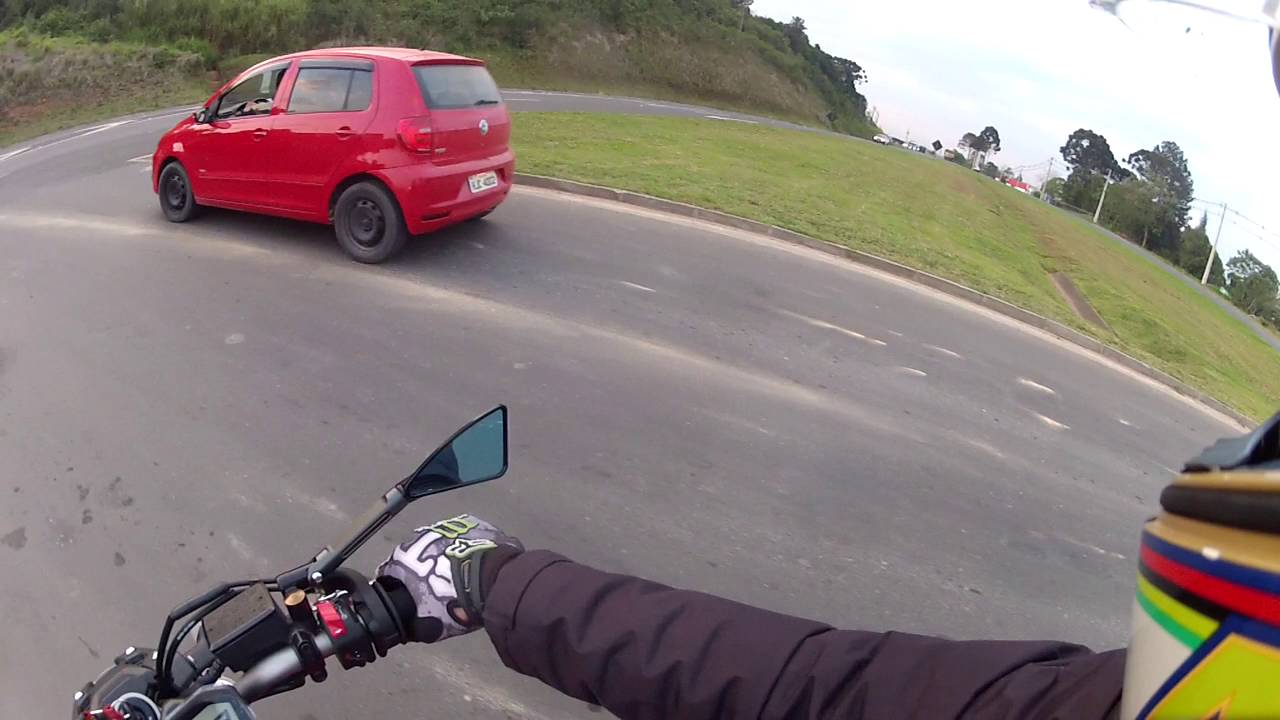 mt 07 vs xj600