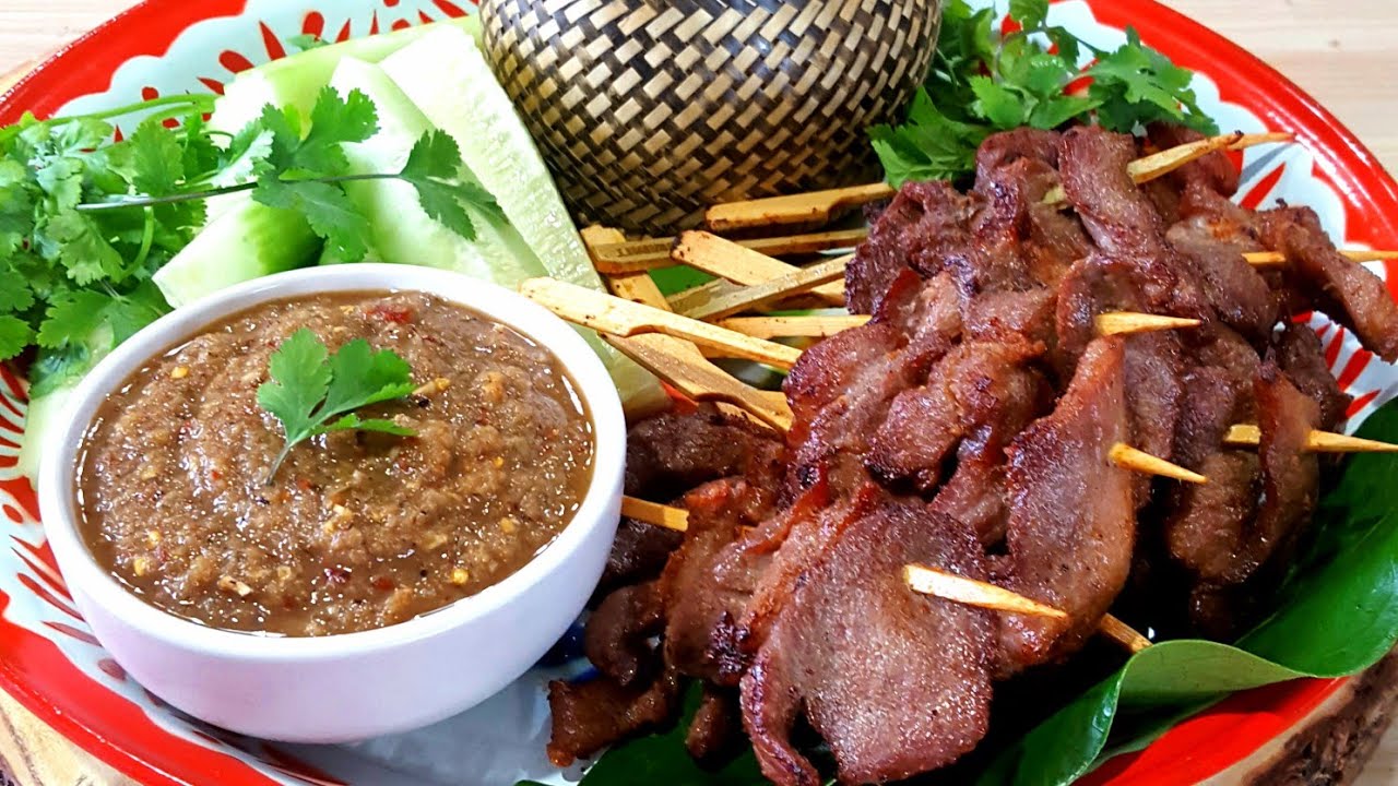 How To | Deep Fried Pork Skewers With Fermented Fish Dip