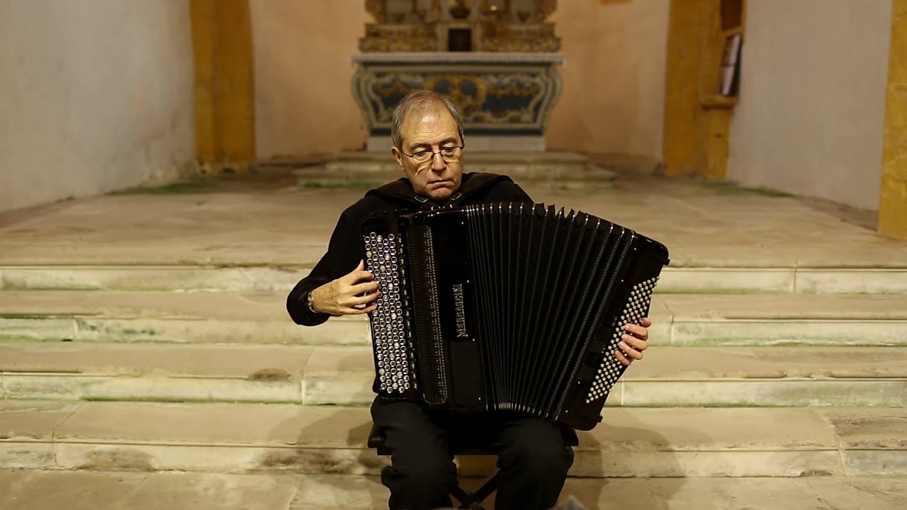 G. F. Händel - Sarabande mit Variationen HWV 437 - Willy Malaroda (accordéon-bajan)