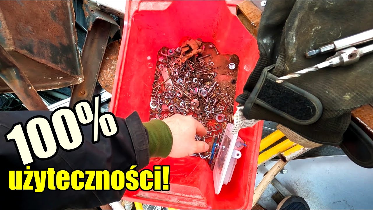 Prawdziwe zagłębie złomowe! Złomu jak za starych dobrych czasów:) 100% użyteczności!