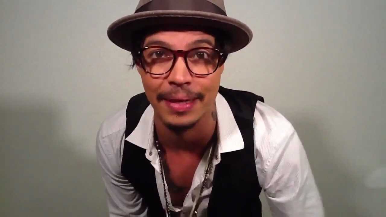 Johnny Depp Hairstyle by Daniel Alfonso - Men's Hair Tutorial