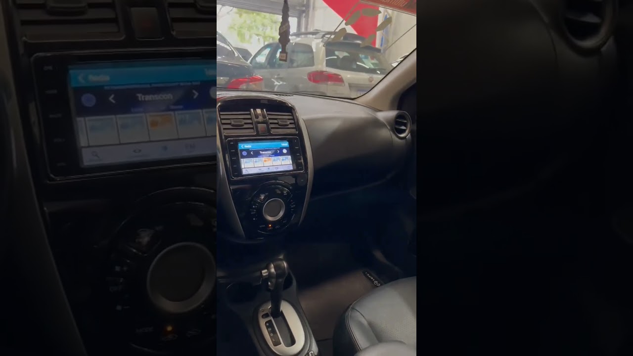 NISSAN VERSA - 2017/2017 1.6 SL AUTOM&Aacute;TICO