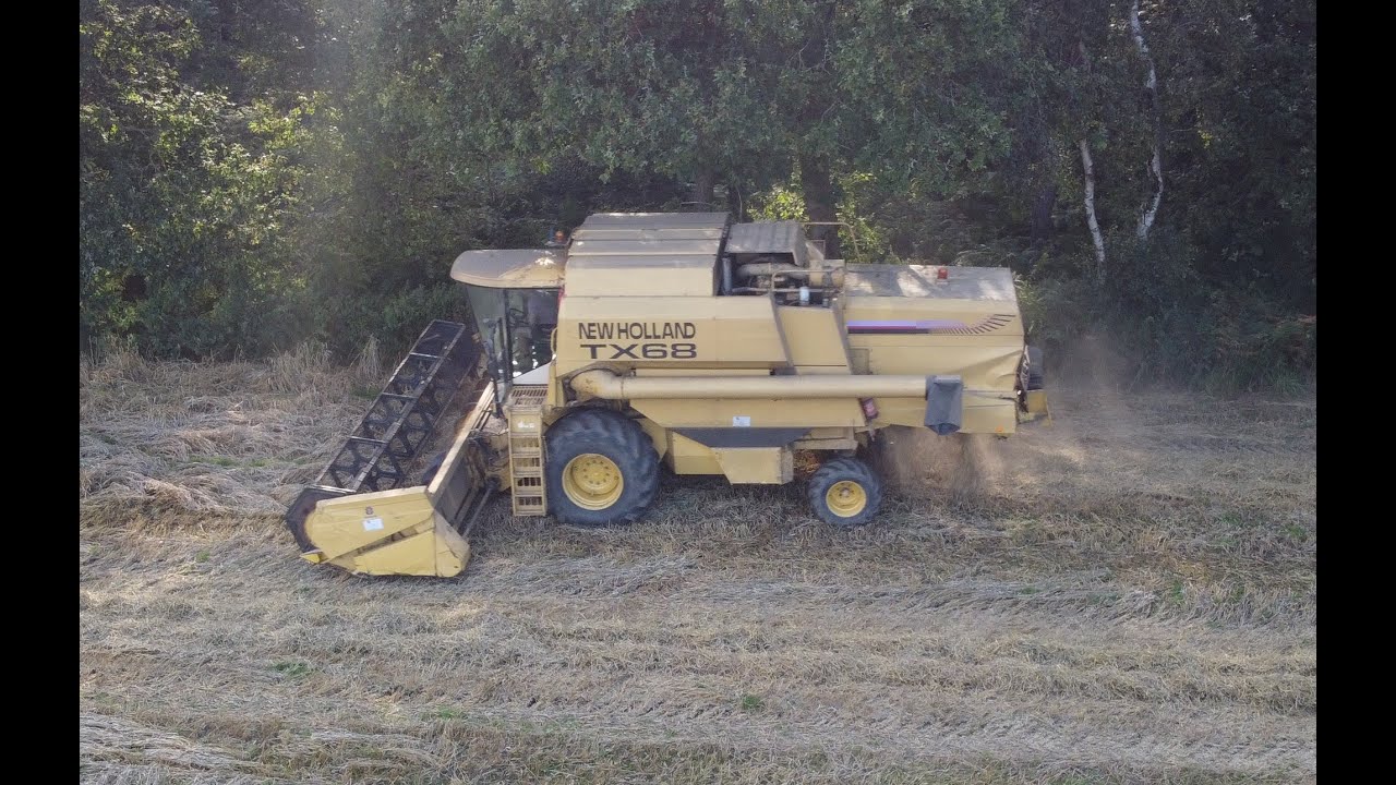 New Holland TX68