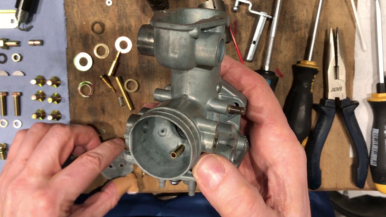 Honda CB 500 Four Vergaser Montage Carburetor Assembly Part 1