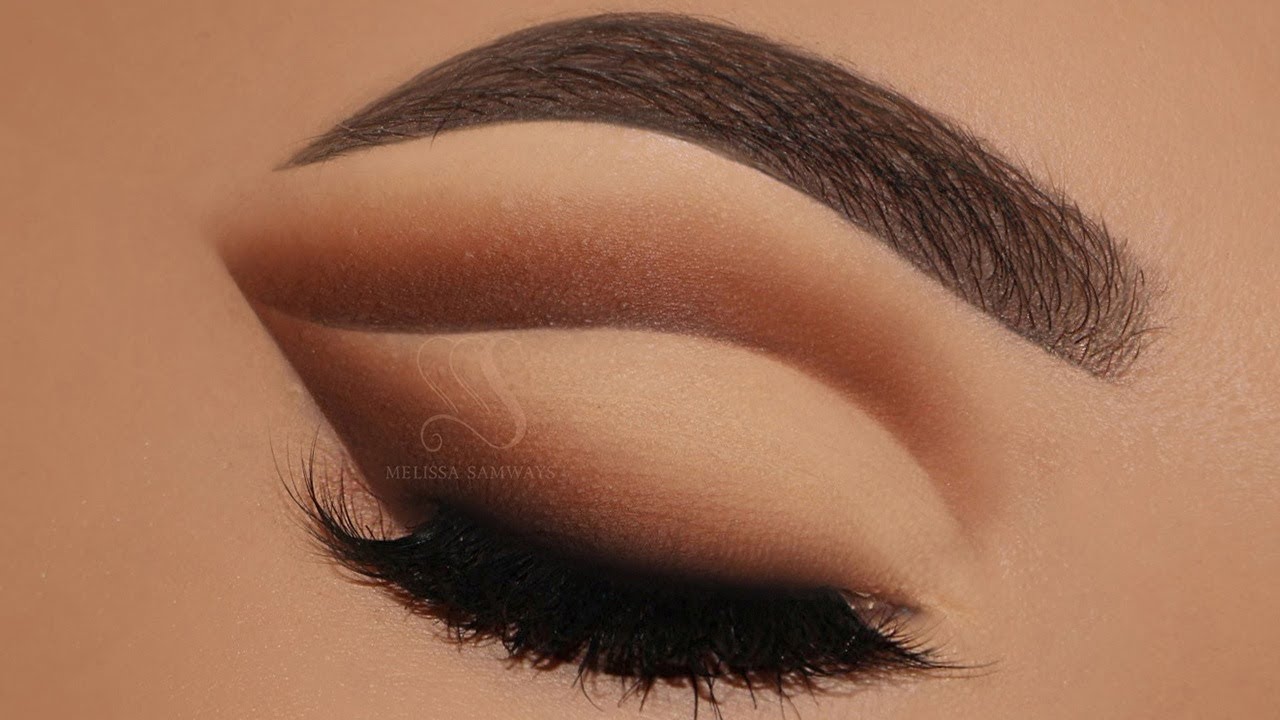 Brown Matte Cut Crease Makeup Tutorial | Melissa Samways