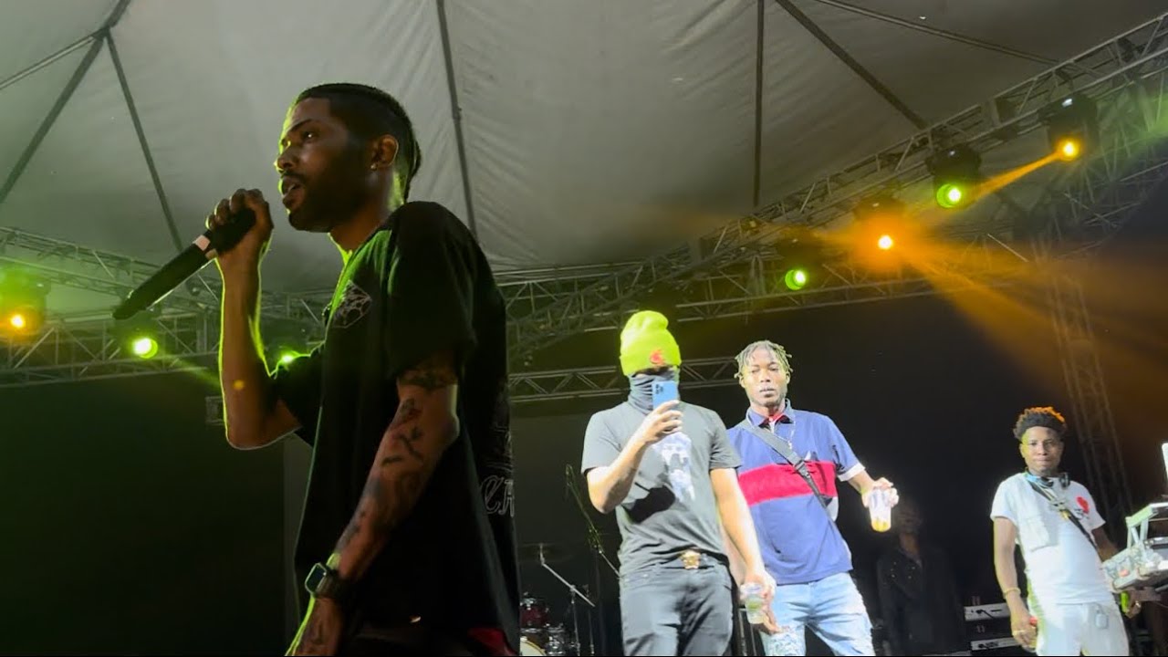 Skippa Seh A Chop Him Chop E Line Him A Nuh Artist, Eastern Extravaganza, Live Performance