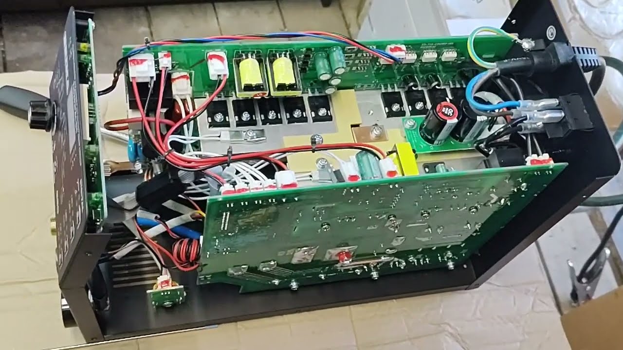BRIMA TIG 203P AC DC DIGITAL не реагирует на кнопку горелки.