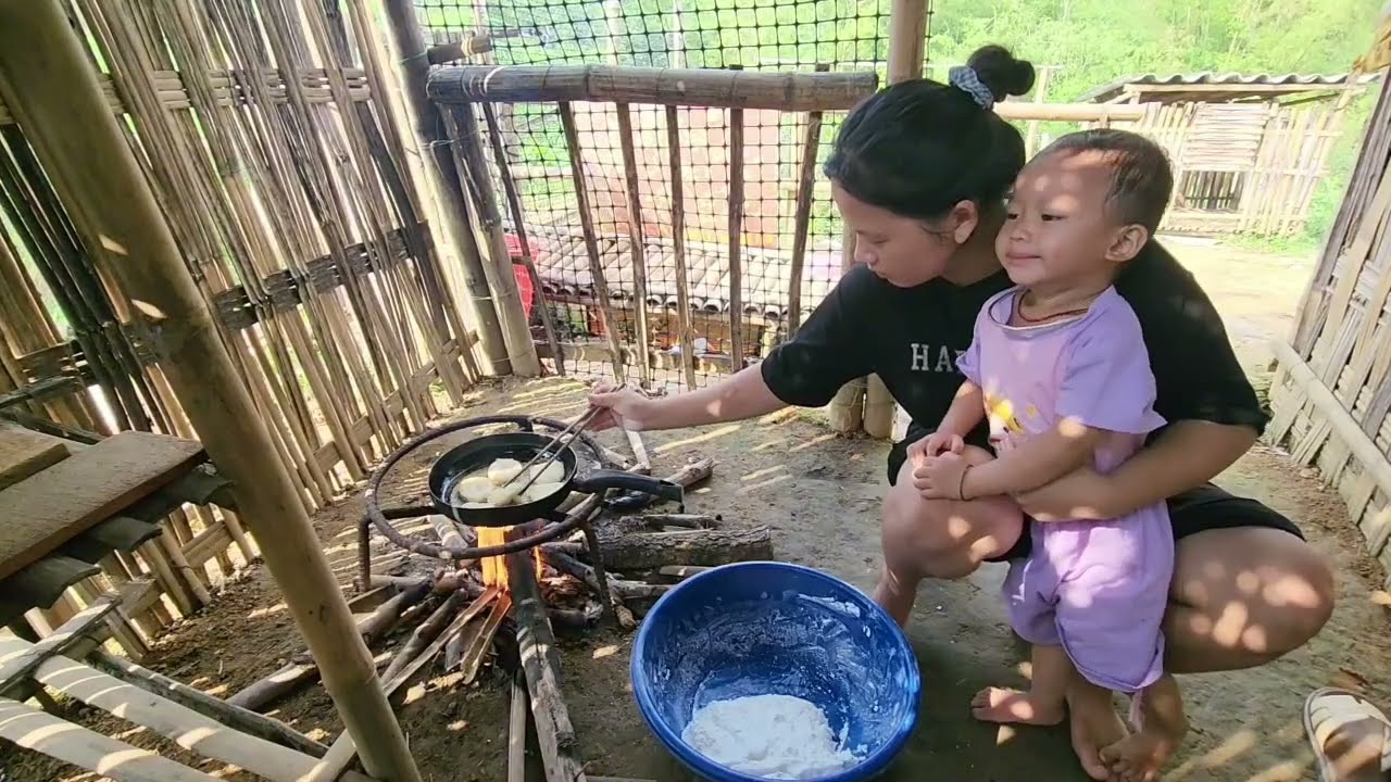 Poor mother and two children make banana chips and fried rice cakes to sell