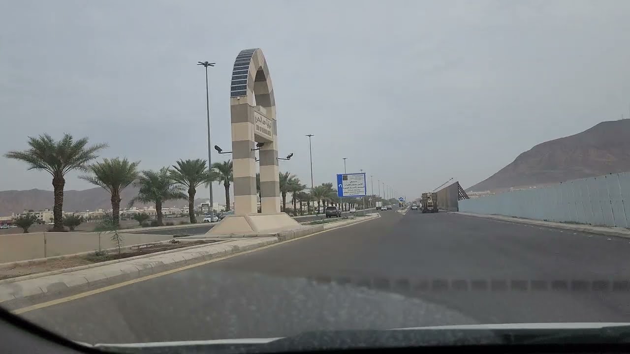 جولة في شوارع المدينة في منطقة العنبرية وحي عروة وطريق الأمير نايف مع أجواء غائمة غاية في الروعة