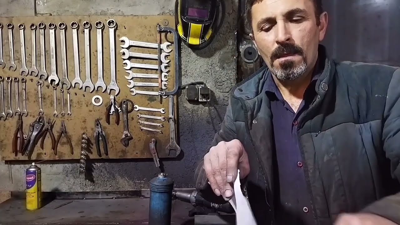 knife made from an old shovel  start with the paper test(Reverse build)