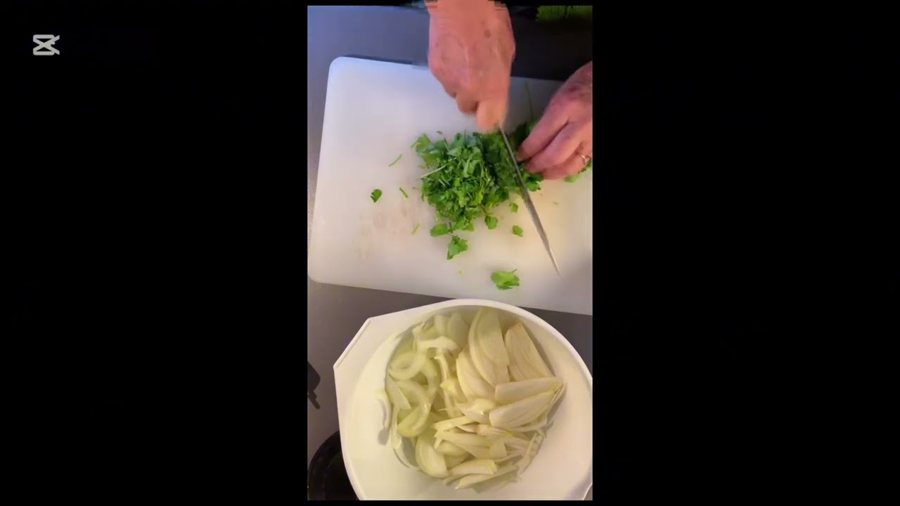 making chicken kadahi/ Karahi at home. #food #chicken #indian #ramadan #recipe #trending