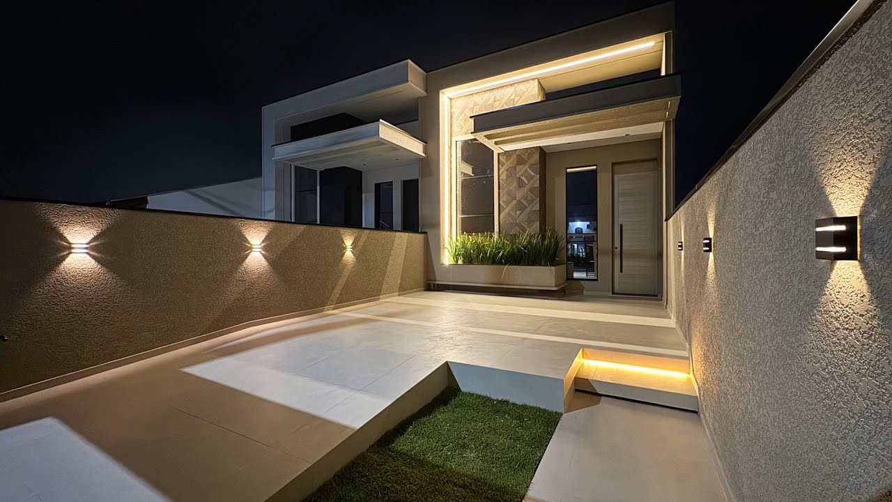 CASA DE ALTO PADRÃO no LITORAL DO PARANÁ por R$989 MIL