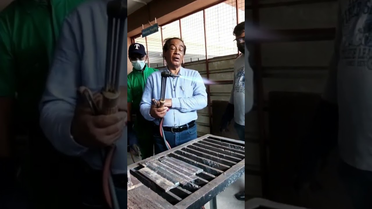 Correct Way Gas Cutting Flame..