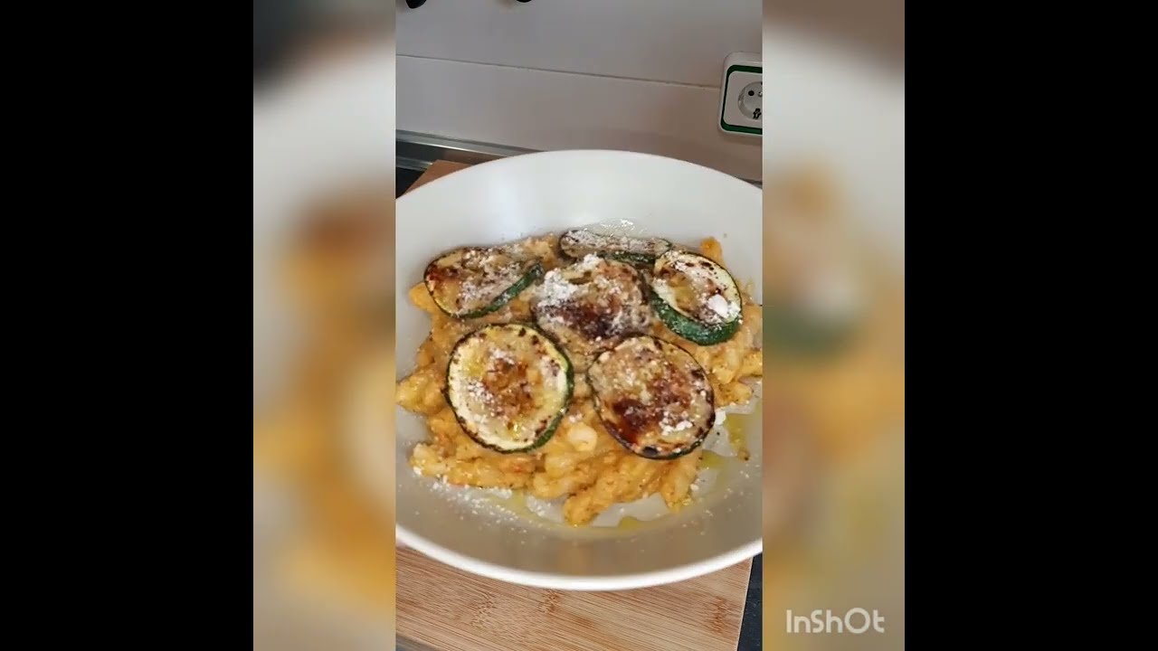 PESTO di Zucchine e Anacardi con la pasta facile e veloce  #ricetta #video #shorts