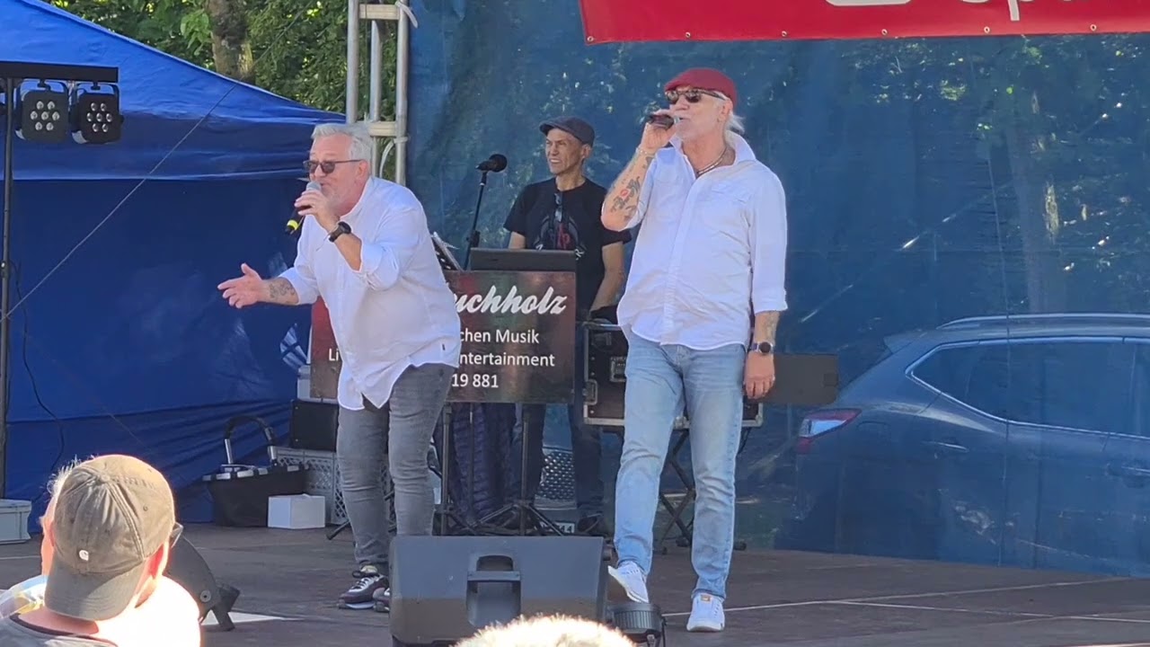 Die Rabottis - Schneeglöckchen im Februar 26.08.2023 am Uhlenkrug in Essen (kurz Video)