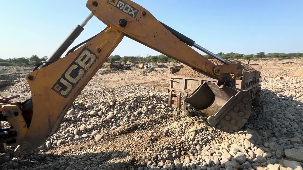 Jcb & tractor viral video #jcb #trector #power #sawraj #youtubevideo 