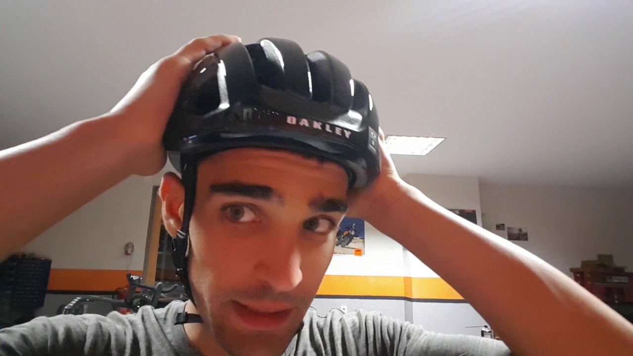 Шлем Oakley Aro 3: первый взгляд и распаковка