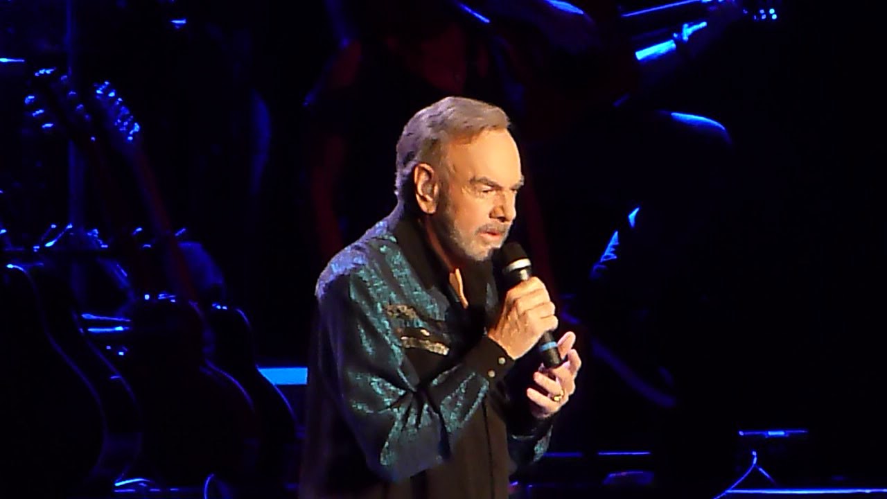Neil Diamond - He Ain't Heavy He's My Brother - live - Birmingham UK 15.10.17 HD
