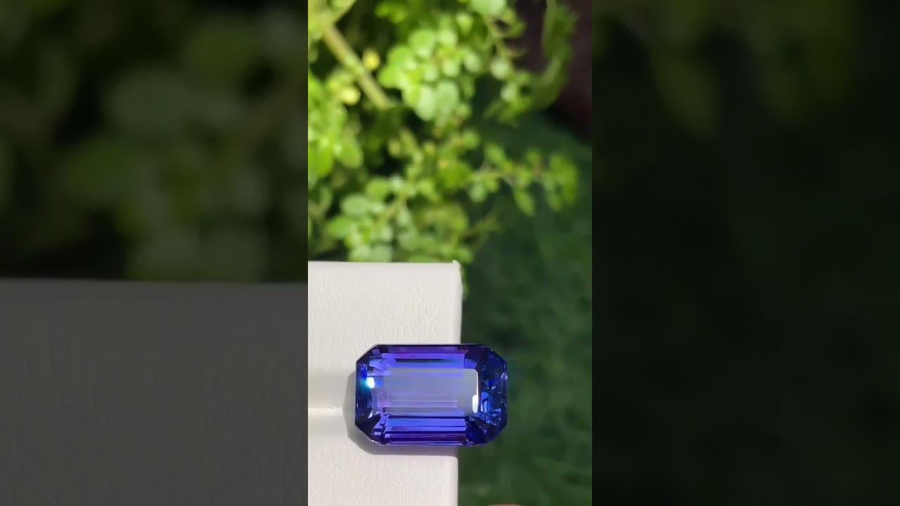 Tanzanite Gemstone 14.65 Cts Finest Premium Quality Emerald Cut