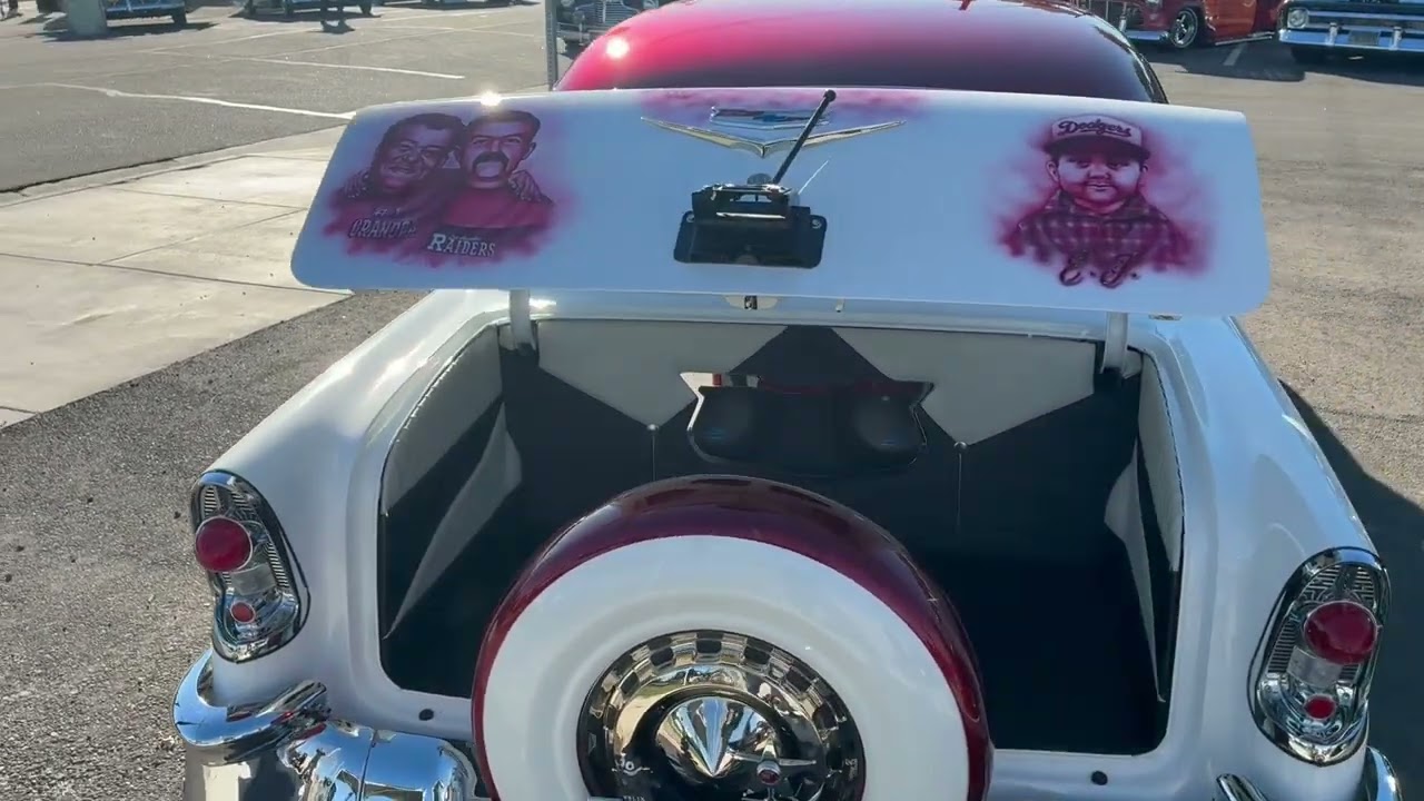 A glimpse of a classic culture car show