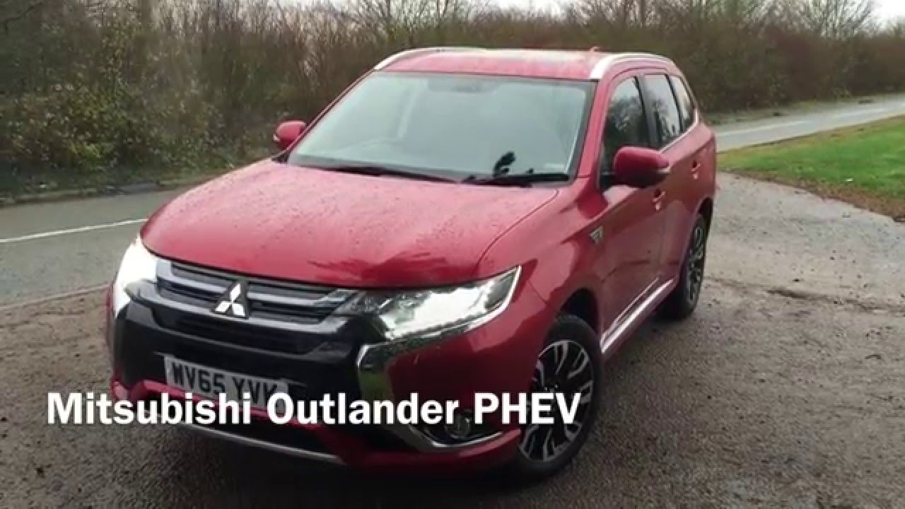 Mitsubishi Outlander PHEV Review 2015