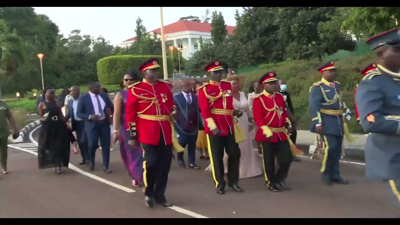 President Museveni asks retired generals to invest their package wisely