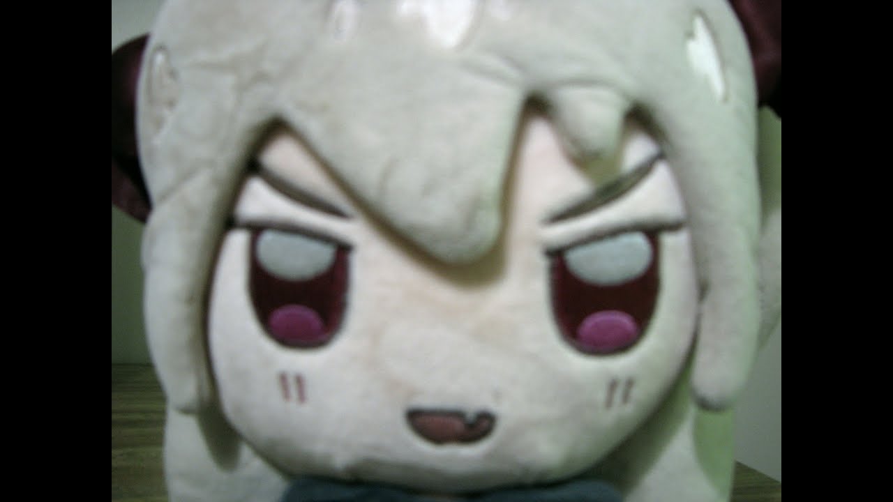Evil Neuro plush eats a lemon and dies
