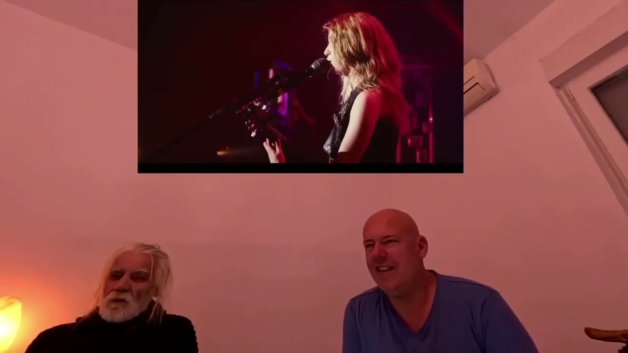 Singer reacts to  The Warning  Full Concert Trailer!!! Dust to Dust & Dull Knives  Double Reaction!!