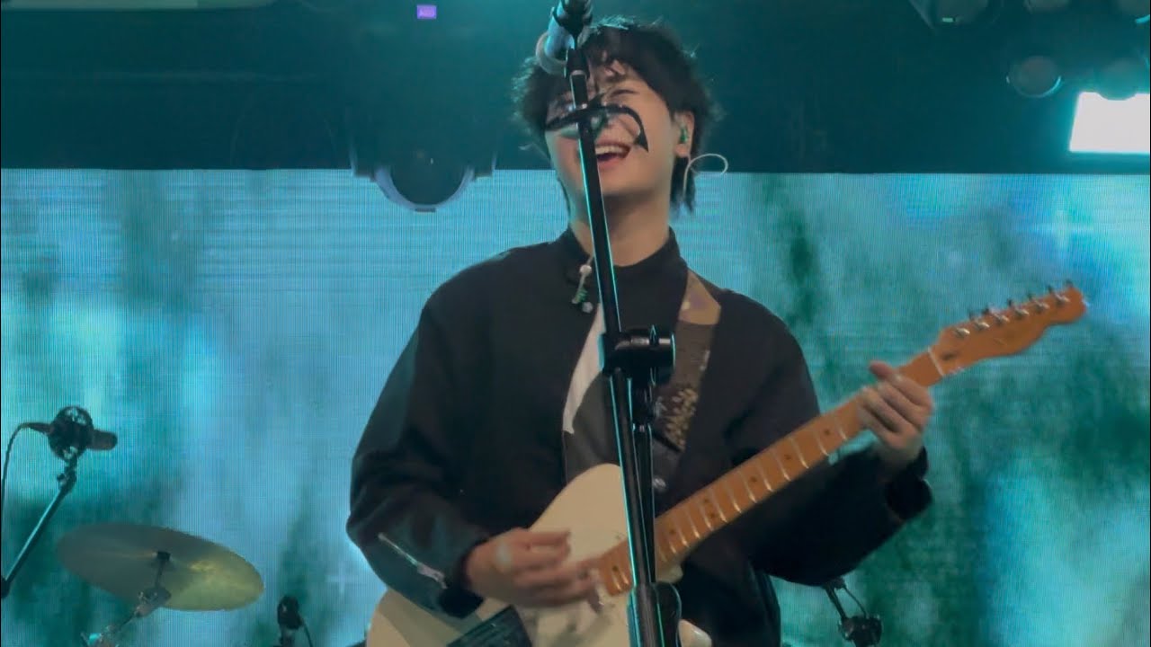 260220적란운(ZEOKRANUN) - 푸른파란 @롤링홀 | 김준경 focus