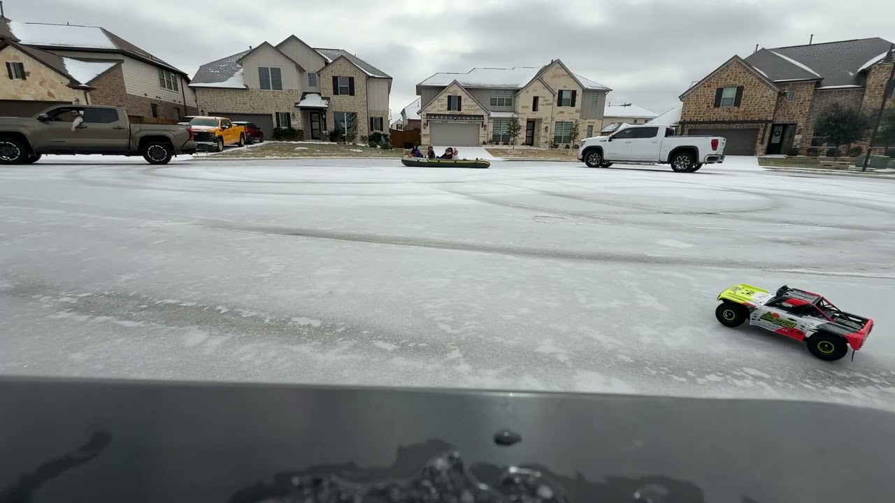 FMS Bronco on ice! 