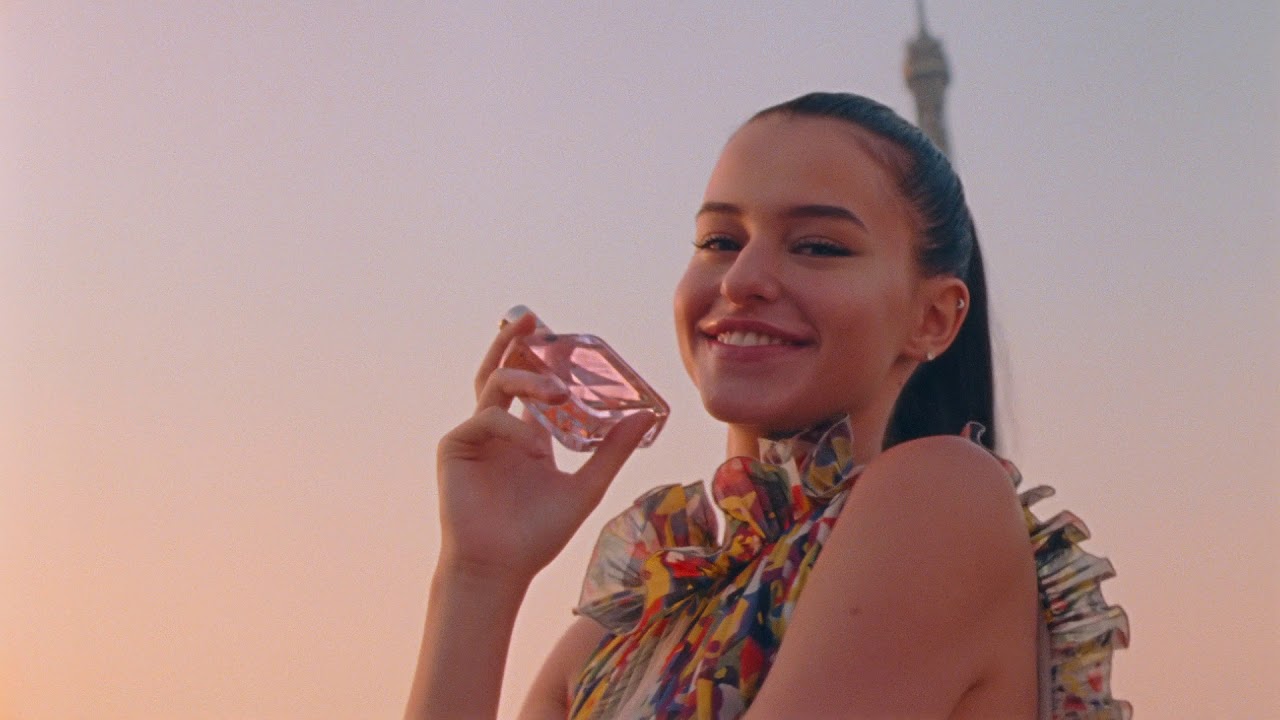 IRRESISTIBLE - Eau de Parfum - Irresistible is Glamorous