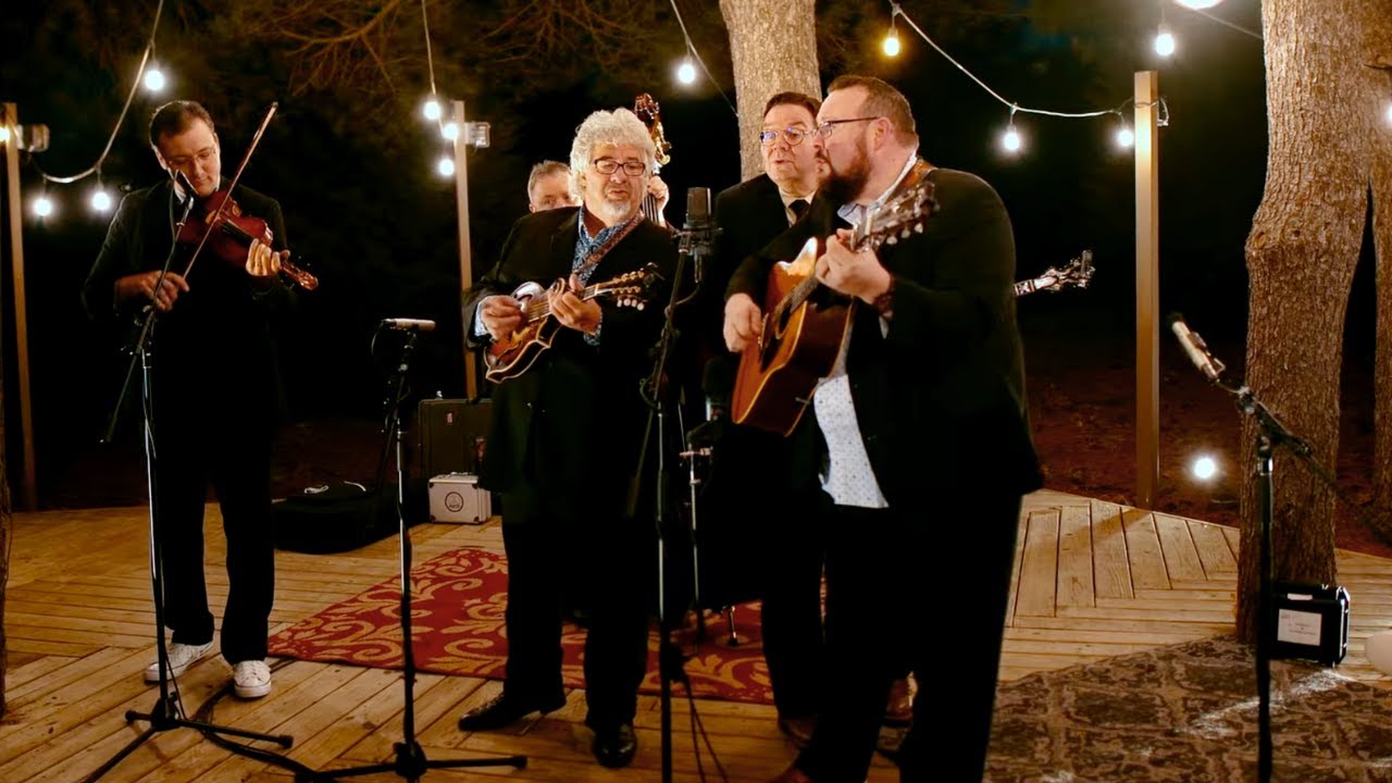 Living Left to Do – Joe Mullins & The Radio Ramblers [Official Music Video]