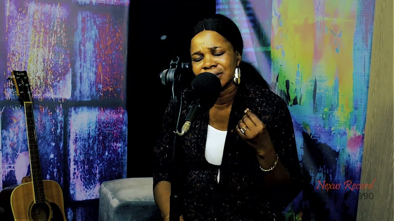Moment Of Worship Part 4 -  Min Jane Chidi 