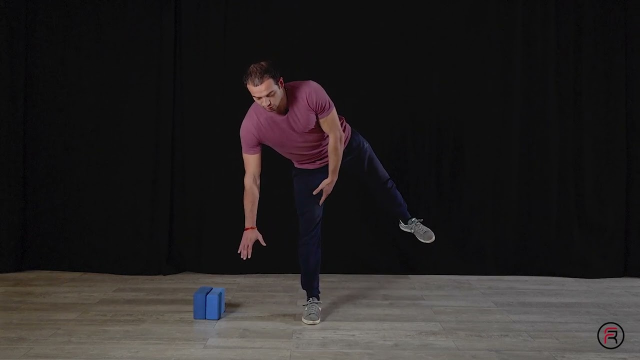 Goodmorning a una gamba: Esercizio ideale per i bicipiti femorali (variante Floor Touch)