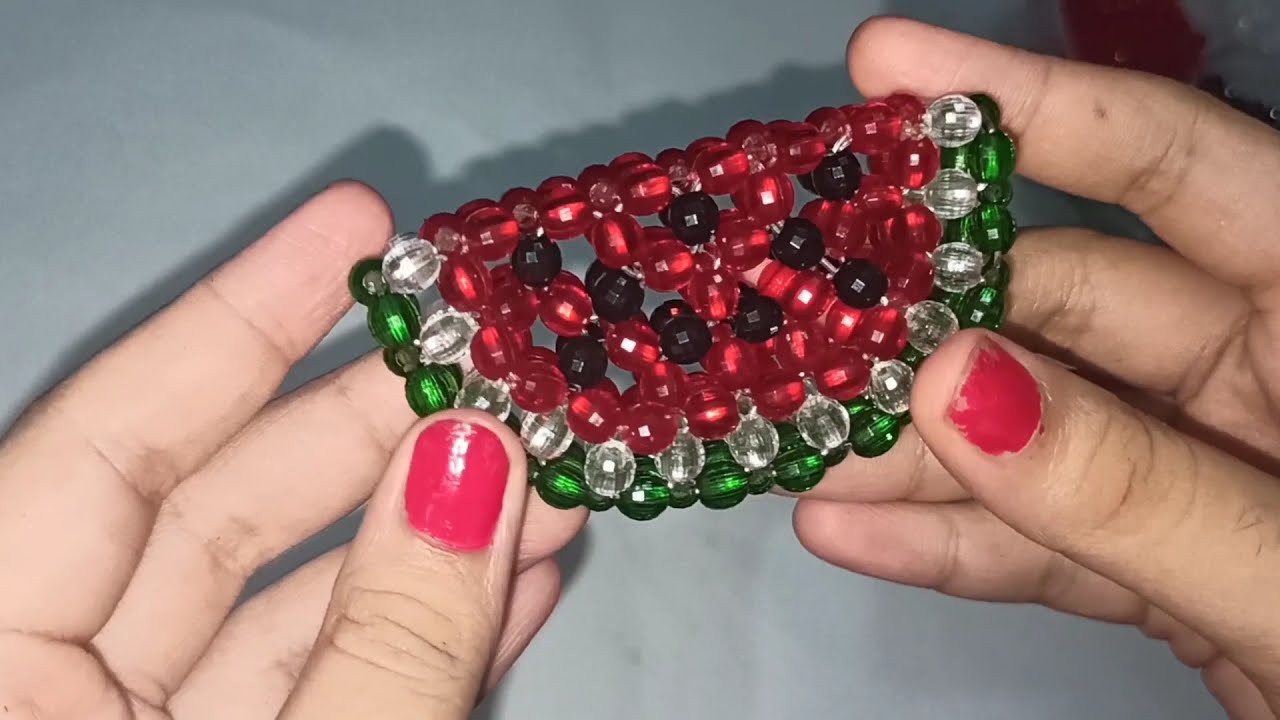 পুতির তরমুজের টুকরো তৈরি। Beaded watermelon piece.Beaded fruit.